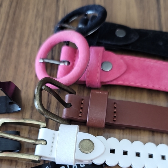 4 NWT Torrid sz 4 Belts - Picture 1 of 4